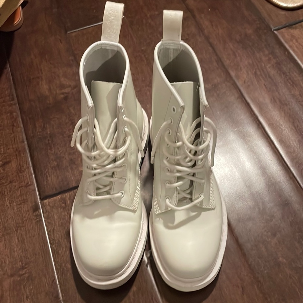 Dr Marten White Mono 1460